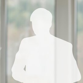 Dr. med. Univ. (Belgrad)  Matija  Lukic  (Arzt)