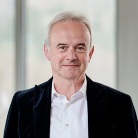 Dr. med. Dipl.- Psych. Thomas Frittrang (Chefarzt / Leitender Psychologischer Psychotherapeut)