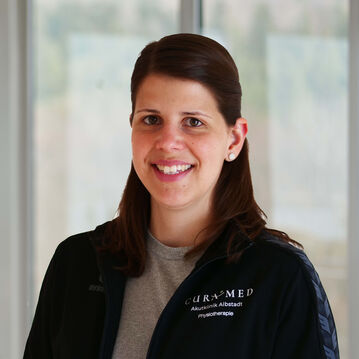  Yvonne Mayer (Physiotherapie)