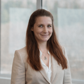  Kathrin Klein (Marketing- und Kommunikationsmanagerin)